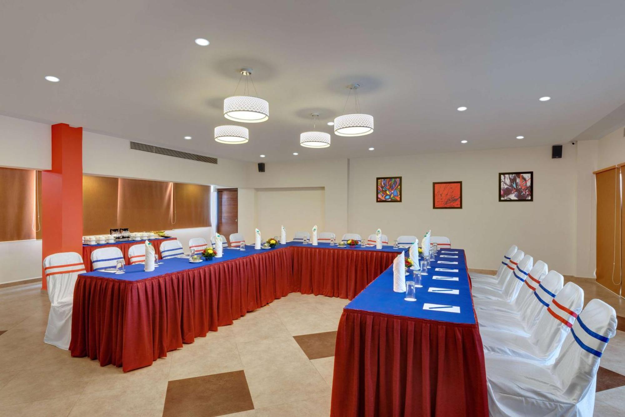 Surestay Plus By Best Western Amritsar Dış mekan fotoğraf